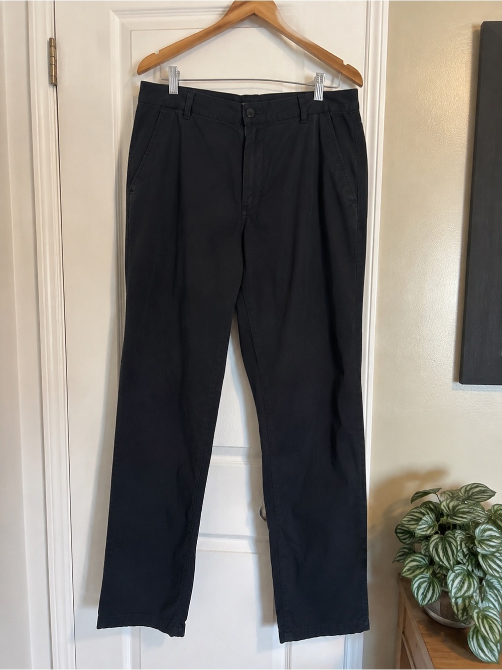 Reaction Kenneth Cole Men’s 36x30 Dark Gray Chino Pants Straight Leg Flat Front